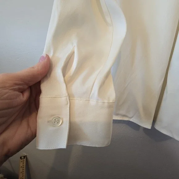 Theory Novalee Tie Neck Silk Blouse Top Women's MED Ivory Quiet Luxury EUC $345 - Picture 11 of 11